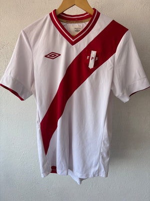 Peru 2012 Umbro Local Chica