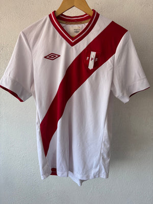 Peru 2012 Umbro Local Chica