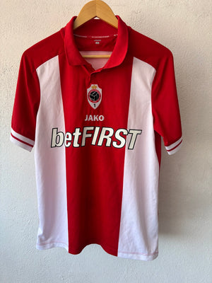 Antwerp CENTENARIO Mediana