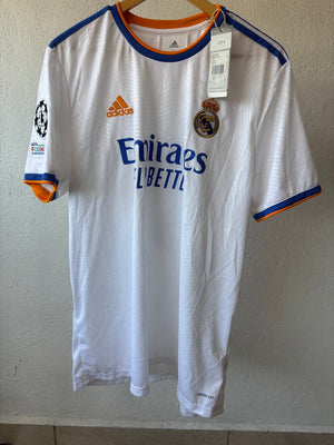 Real Madrid 2022 Champions Benzema XL NUEVA