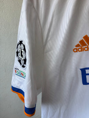 Real Madrid 2022 Champions Benzema XL NUEVA