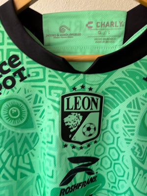 Leon 2023 Charly Alternativa Grande