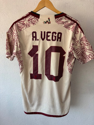 Mexico 2022 Adidas Alexis Vega Mediana