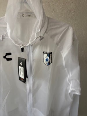Rompevientos Gallos Blancos Queretaro Charly Blanco
